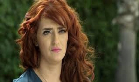 الفنانة المغربية نرجس الحلاق ترزق بمولودتها الأولى