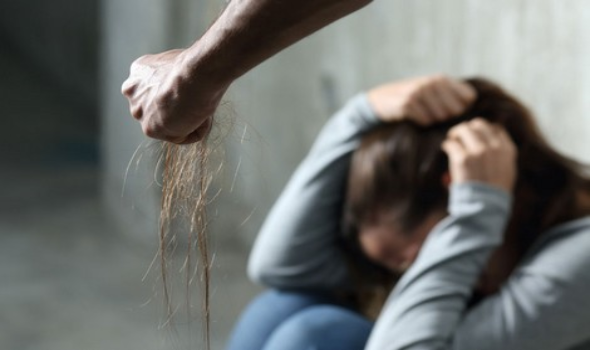 اعتقال حارس مؤسسة تعليمية بالبيضاء هتك عرض تلميذة وهددها بتسجيلات إباحية