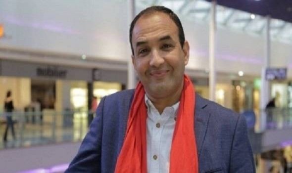 رشيد الوالي يتغزل بزوجته بمناسة اليوم العالمي للمرأة