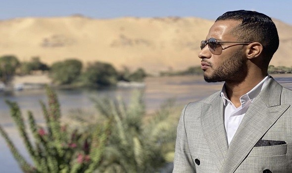 محمد رمضان يكشف عن حروقه البليغة ويهاجم عمرو أديب