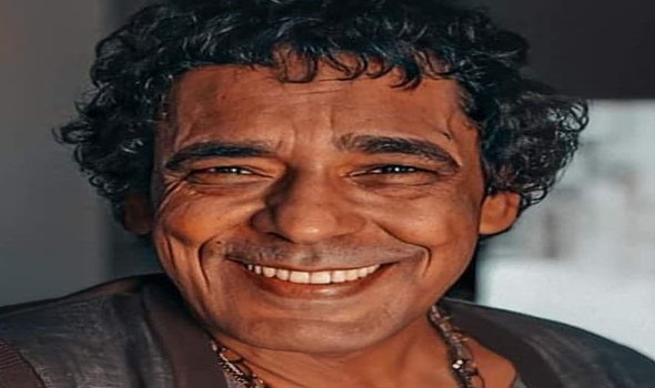 محمد منير يؤكّد أنه يعتز كثيرًا بعائلته وأن له 18 حفيدًا