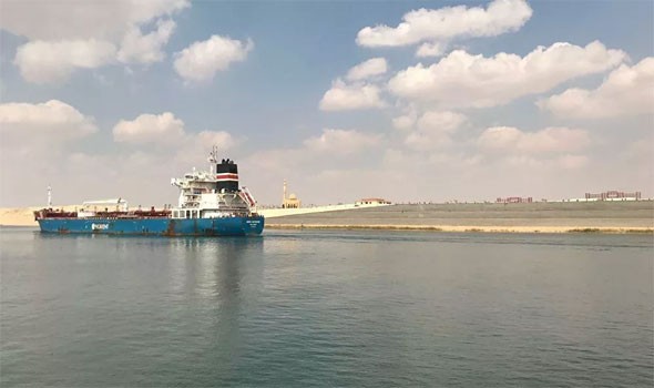 رئيس هيئة قناة السويس يؤكد أن لشركات الشحن حرية تغيير مسارها إلى رأس رجاء الصالح