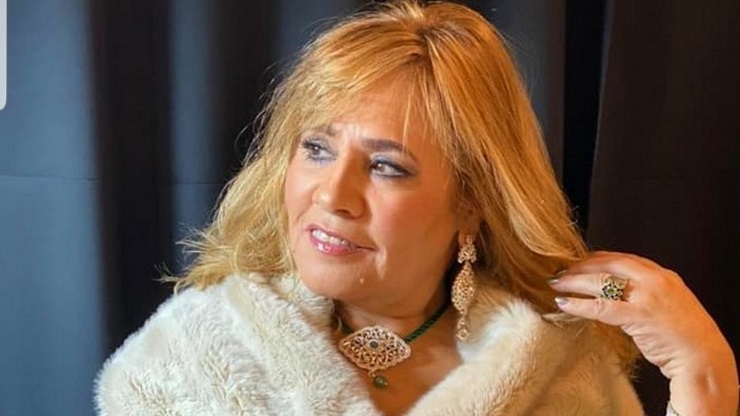 الفنانة أمال الثمار :