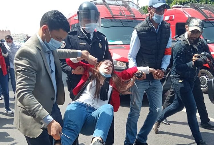نقابة التعليم تدعو السلطات المغربية إلى “احترام حق التظاهر” ووقف متابعة “أساتذة التعاقد”