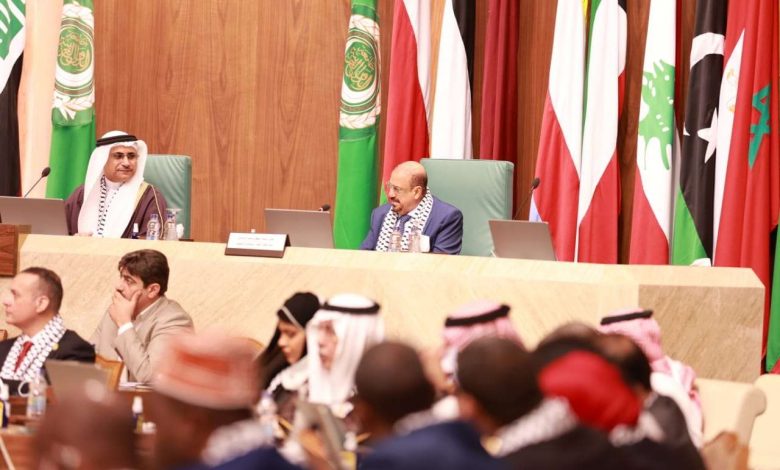 في جلسته الطارئة.. البرلمان العربي يصدر قرار لوضع حد للجرائم والانتهاكات بحق الشعب الفلسطيني