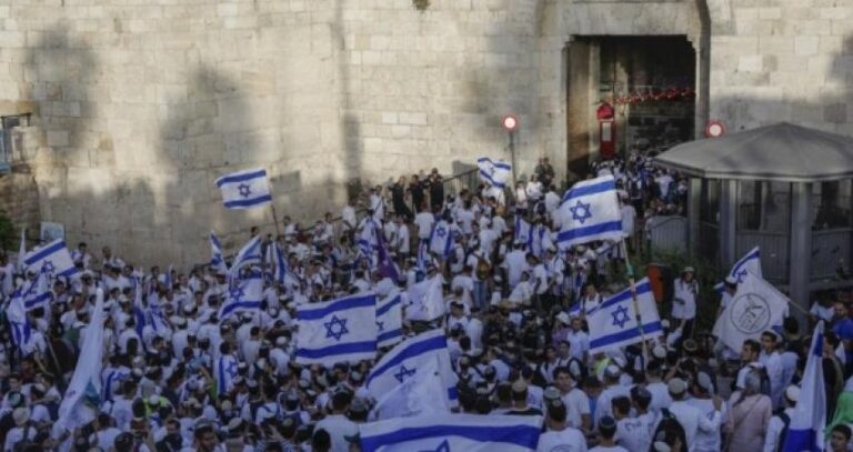 جهات فلسطينية تدعو للنفير العام للدفاع عن القدس لمواجهة مسيرة “الأعلام” .. مستوطنون يقتحمون “الأقصى”