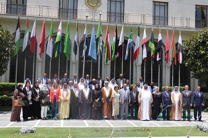 البرلمان العربي يسدل الستار على الدبلومة التطبيقية الأولى لمركز الدبلوماسية العربية بحفل مميز جمع...