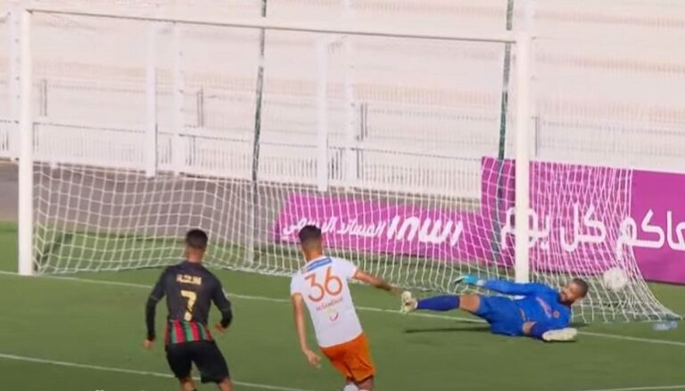 بالفيديو..الجيش الملكي يفوز على نهضة بركان بثلاثية في الدوري الاحترافي