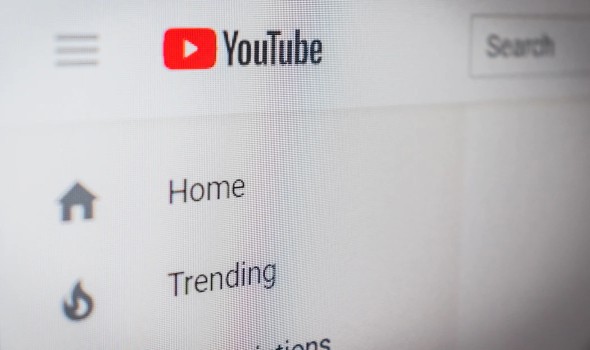 الفنان أنس الباز يعلن اعتزل العمل مع الأشخاص المغرورين