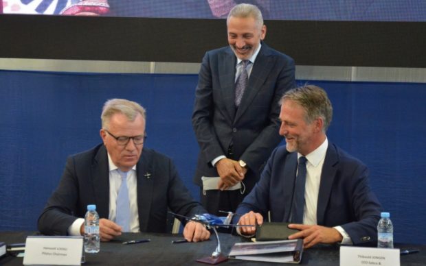 “PILATUS وSABCA” توقع اتفاقية شراكة جديدة للتجميع الكامل لطائرات “بي سي 12” في المغرب
