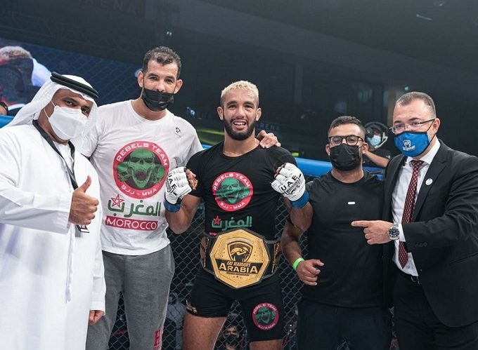 بدر الدين دياني أول عربي يتوج بدرع