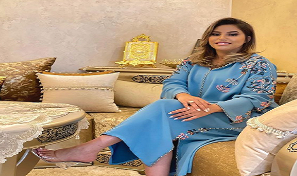 الفنانة الشعبية المغربية إكرام العبدية تؤكد أنها فنانة عفوية