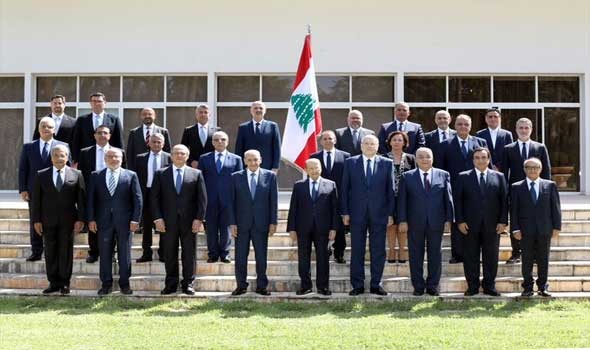 الحكومة اللبنانية الجديدة تعقد جلستها الأولى وعون يدعو الوزراء للتقليل من الكلام والاكثار من العمل