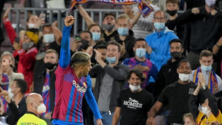 آراوخو ينقذ برشلونة من الخسارة أمام غرناطة بالدوري الإسباني للدرجة الأولى