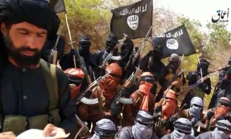 ماكرون يعلن مقتل الإرهابي بجبهة البوليساريو “عدنان أبو وليد” زعيم تنظيم داعش في الصحراء الكبرى