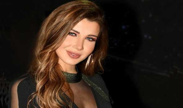 الفنانة نانسي عجرم تروج لحفلها الضخم في مصر