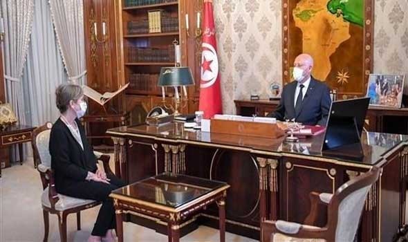 قيس سعيد يطلب من نجلاء بودن التسريع في عملية تشكيل الحكومة التونسية الجديدة