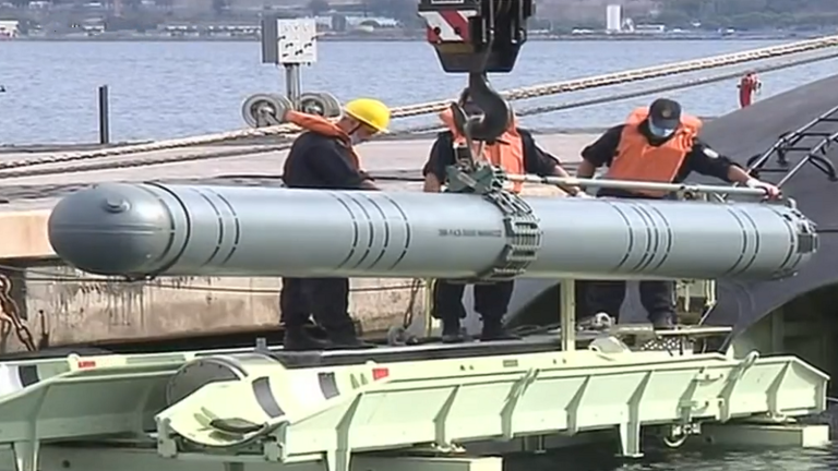 المناورات البحرية الاستفزازية الجزائرية قرب حدود المغرب ..في ظل توتُّر العلاقات