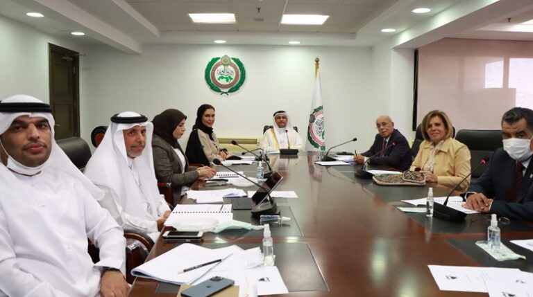 المرصد العربي لحقوق الإنسان يعقد اجتماعه الثالث بالقاهرة، ويناقش خطة عمله للفترة من 2022- 2026
