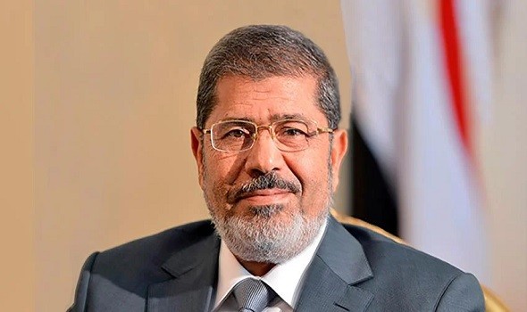 نجل مساعد مرسي يطلب العفو عن أبيه ويؤكد أن حقبة