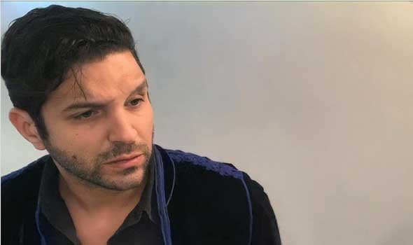 الممثل المغربي أنس الباز يؤكد أنة تعرض للضرب من طرف زوجته