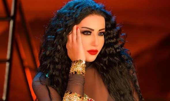 سمية الخشاب توضح طريقة