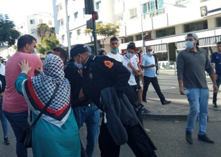 اعتقال عشرات النساء في المغرب.. شاريا: “هكذا سقطت حكومة التيقنوقراط”..الفن: هل هي بداية “ربيع نسائي”…