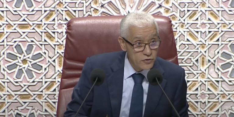 سخرية وانتقادات لـ “التصويت على«مشروع قانون المالية لسنة 2022» يثير جدلا تحت القبة البرلمان !!؟
