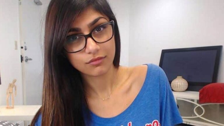مايا خليفة نجمة الأفلام الإباحية تكشف حجم ثروتها