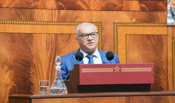 نور الدين مضيان يؤكد أن الحكومة المغربية تشتغل على نقل جميع الوظائف إلى الجهات