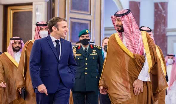محمد بن سلمان يستقبل ماكرون في جدة بزيارة تهدف لبحث استقرار المنطقة وأزمة لبنان