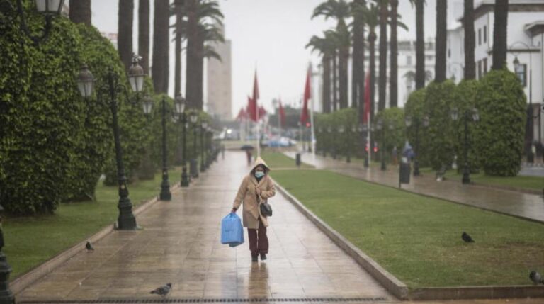 الصحة تسجل 27 إصابة جديدة بمتحور أوميكرون و46 حالة اشتباه 20 منها في سبع بؤر عائلية