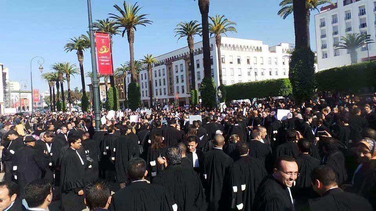 محامو المغرب يقاطعون كافة الجلسات بمختلف المحاكم احتجاجاً على فرض