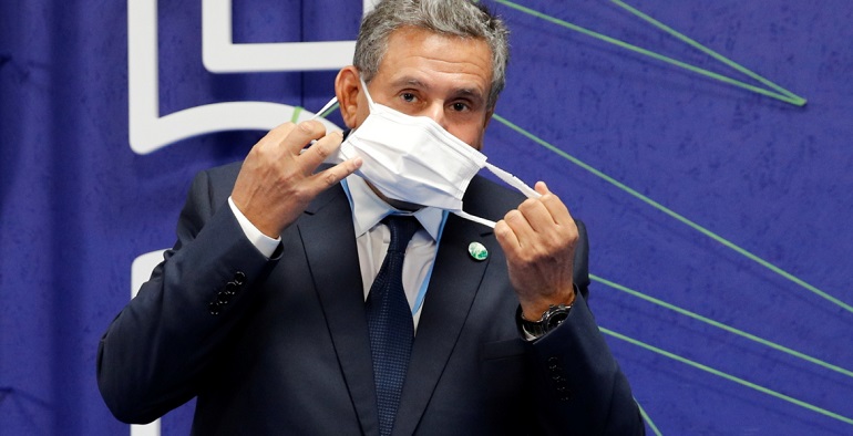 الغلوسي: الحكومة وتوجهاتها تُثير غضب الشارع المغربي.. أخنوش في مواجهة الشعب!