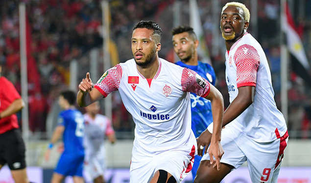 الوداد يضع قدما في ربع نهائي دوري أبطال أفريقيا بثلاثية في شباك الزمالك المصري