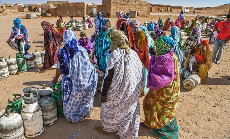 البوليساريو تواصل سياسة لي الذراع بتفرض التقشف على سكان المخيمات وتمنعهم من الدعم الإنساني بسبب...