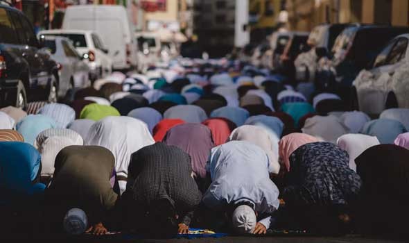 السعودية ودول عربية تعلن السبت أول أيام رمضان والمغرب يراقب الهلال مساء اليوم
