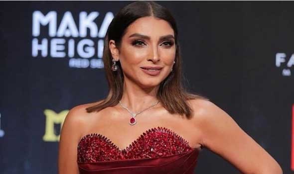 روجينا تكتشف نفسها كوميدياً في
