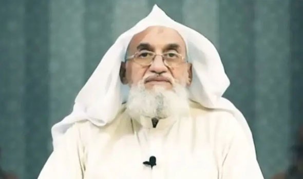 زعيم تنظيم القاعدة يطُل في فيديو جديد عقب انتشار شائعات وفاته