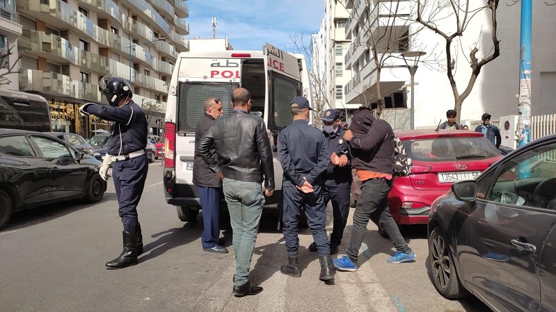 السلطات بالدار البيضاء تفرج على جميع المفطرين في نهار رمضان ..عقوبة المجاهرة بالإفطار في نهار رمضان...