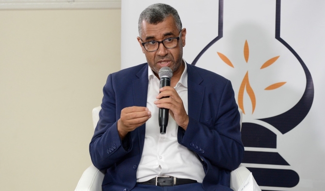 بوانو الجلسة الشهرية كشفت هشاشة وضعف خطابة وفشل رئيس الحكومة الملياردير عزيز أخنوش
