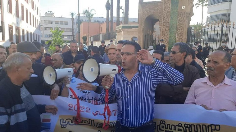 وقفة أمام وزارة العدل احتجاجا على عزم وزير العدل “تحصين المفسدين وناهبي المال العام”