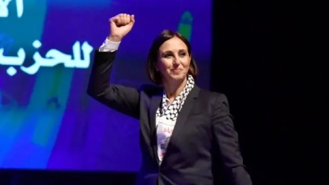 زعيمة اليسار : لا إرادة لوجود ديمقراطية حقيقية ولا لمؤسسات منتخبة قوية..جهات نافذة تستولي على “شاطئ…