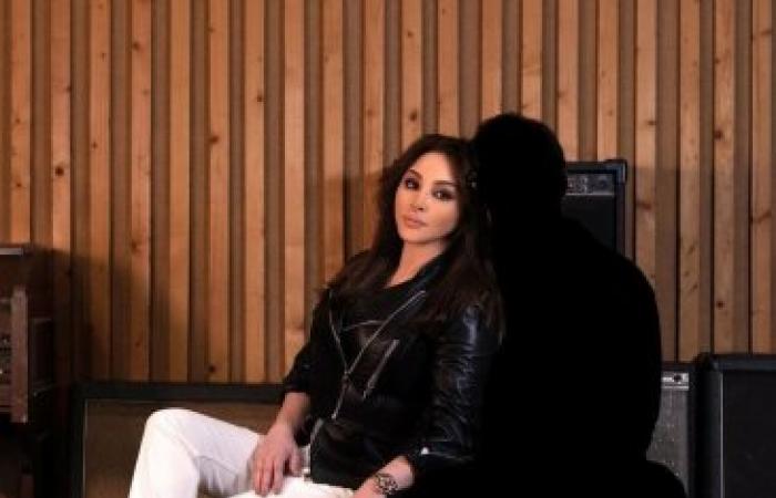 إليسا تحتفل بتحقيقها رقم قياسي جديد 100 مليون مستمع على يوتوب