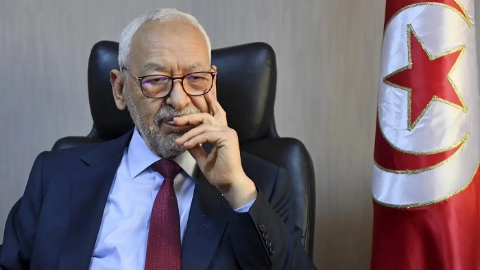 تونس: القضاء يُقرر منع رئيس حركة النهضة راشد الغنوشي من السفر خارج البلاد