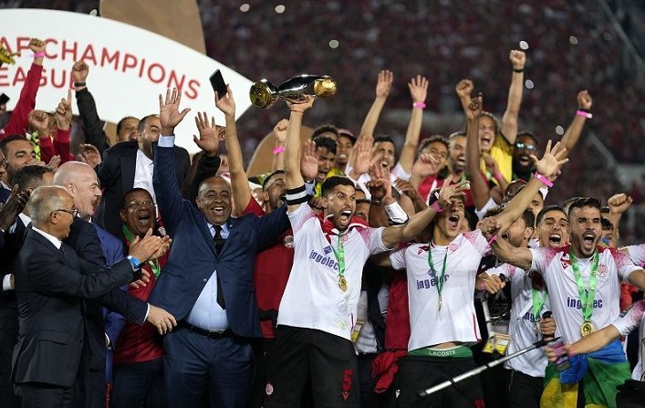 الوداد يتوّج بلقب أبطال إفريقيا للمرة الثالثة بفوزه على الأهلي المصري بهدفين نظيفين
