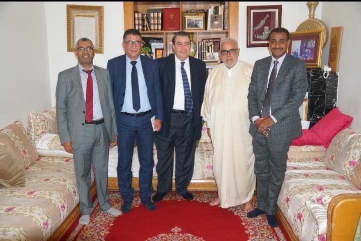 بنكيران يجمع شتات المعارضة الضعيفة ضد “تغول” حكومة الملياردير أخنوش بالبرلمان ..المعارضة البنكيرانية…