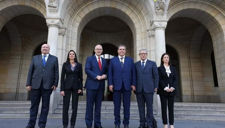 أخنوش وأبوطالب يناقشان سبل التعاون بين المغرب وهولندا