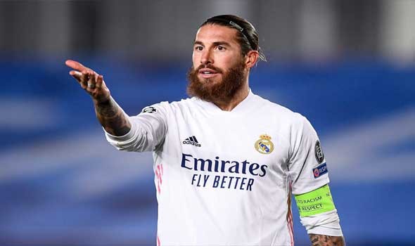 ريال مدريد يخطط للتخلص من مدافعه ويعرضه على نادٍ آخر