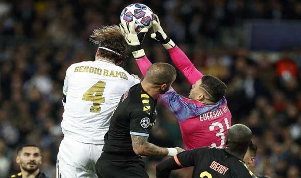 مانشستر سيتي ينوي تصعيد اهتمامه بضم كوكوريلا من برايتون